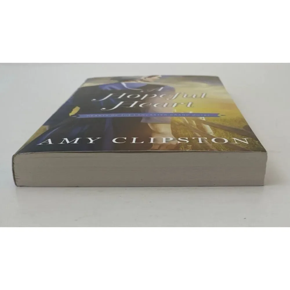 Hopeful Heart by Amy Clipston (2013, Trade Paperback)